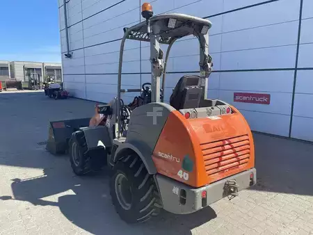 Kolové nakladače 2013 weycor AR40 Agrar (2)