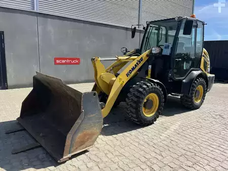 Radlader 2020 Komatsu WA70M-8EO (1)