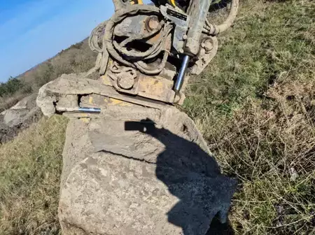 Hydraulic Excavators 2020 Komatsu PC210LC-11 (6)