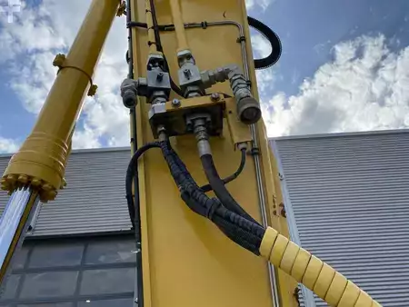 Koparki gąsienicowe 2020 Komatsu PC210LC-11 (9)