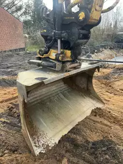 Korečková rýpadla 2023 Komatsu PC170LC-11EO (5)