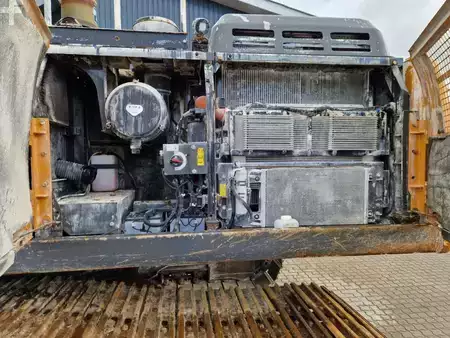 Pelles sur chenilles 2020 Case CX300D (6)