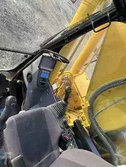 Lánctalpas kotrógép 2021 Komatsu PC240LC-11EO (3)