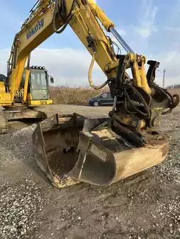 Lánctalpas kotrógép 2021 Komatsu PC240LC-11EO (6)