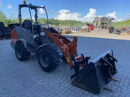 Kerekes rakodó 2025 weycor AR380 Agrar (5)