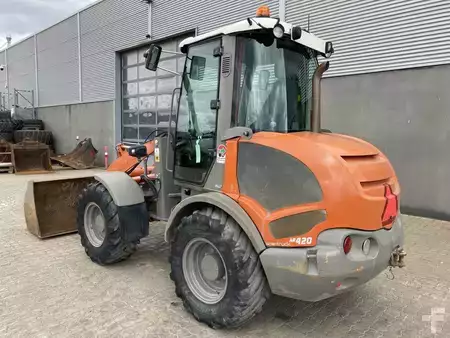 Kerekes rakodó 2020 weycor  (2)
