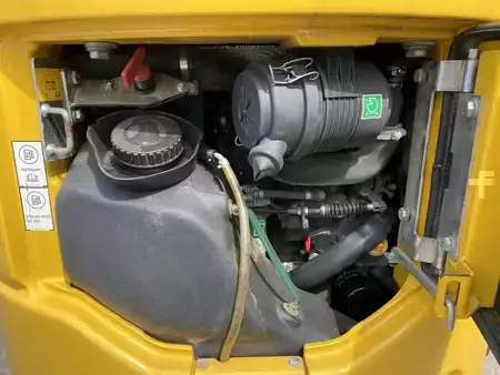 Minikaivinkoneet 2014 Komatsu PC16R-3HS (8)