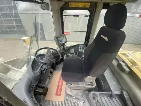 Pyöräkuormaajat 2005 Komatsu WA380-5 (3)