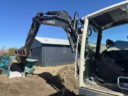 Escavadora de rastos 2016 Terex TC125 (1)