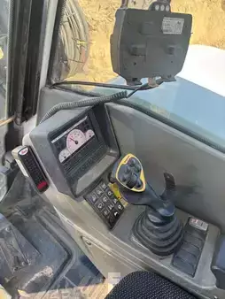 Escavadora de rastos 2016 Terex TC125 (3)