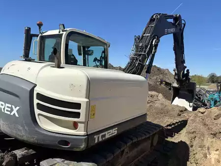 Escavadora de rastos 2016 Terex TC125 (4)