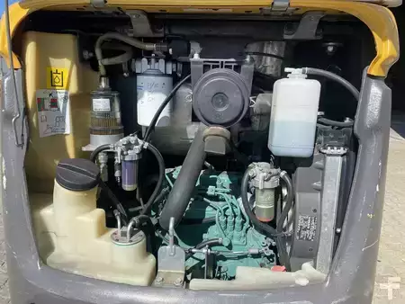 mini escavadeira 2018 Volvo EC18D (8)