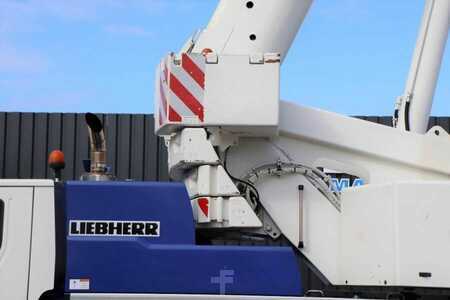 Liebherr LTM1050-3.1 6x4 Drive And 6-Wheel Steering, 50t Ca