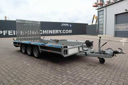 Henra Multi 3500kg Henra Multi 3500 kg loading capacity