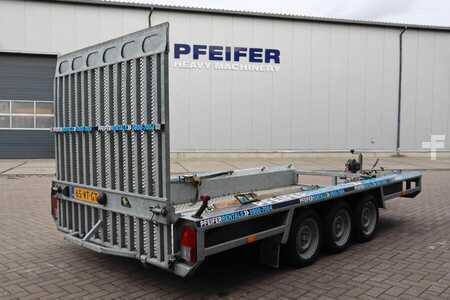 Henra Multi 3500kg Henra Multi 3500 kg loading capacity