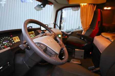 Siirrettävät nosturit 0 Volvo FH12 With Cormach 135tm Crane Volvo FH12 10x4 With (4)