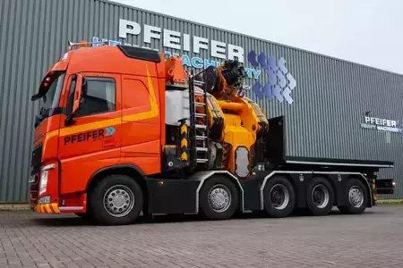 Truck 0 Volvo FH12 With Cormach 135t/m Crane Volvo FH12 10x4 Wit (1)