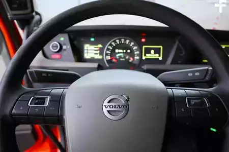 Truck 0 Volvo FH12 With Cormach 135t/m Crane Volvo FH12 10x4 Wit (13)