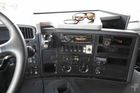 Náklaďák 0 Scania 8x4 With Putzmeister PUMI 24-3.67CS Truck-mounted (16)