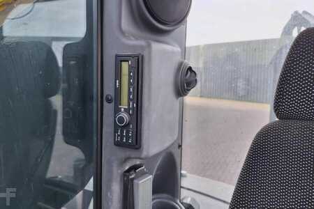 Pásové jeřáby 0 Jekko SPK60 INCL NEW TRACK PADS, Hybrid - Diesel + Elect (16)