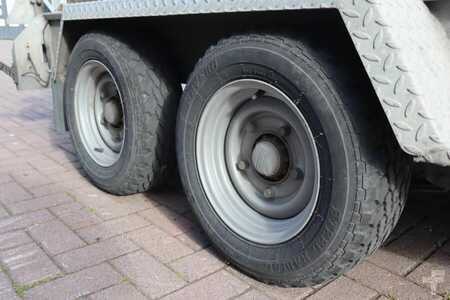 Trailers 0 Williams Ifor 2HB 2 Axel Trailer, 2.856 kg Capacity, Incl Loadin (8)