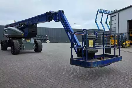 Kompaktlader 0 [div] 1250AJP Diesel, 4x4x4 Drive, 40.1m Working Height, (8)