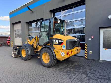 Wielladers 2019 Caterpillar 908M (10)