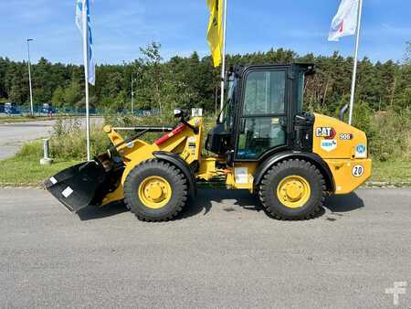 Radlader 2024 Caterpillar 906 NG (1)