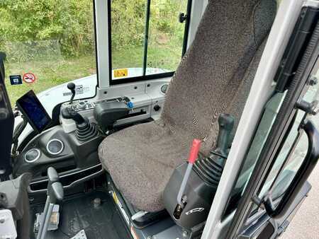 Mini pelle 2023 Takeuchi TB 335R V3 (9)