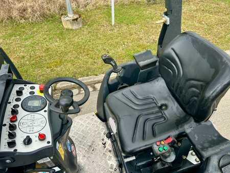Rolos em tandem 2023 BOMAG BW 100 AC-5 (9)