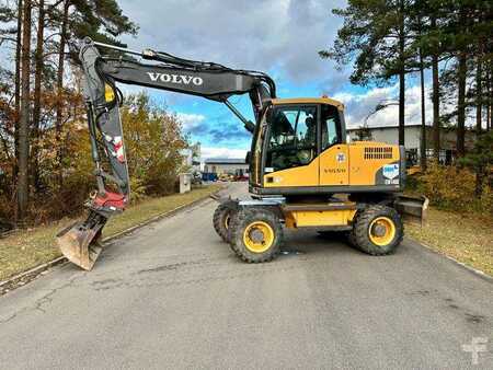 Mobilní bagry 2011 Volvo EW 140 C Mobilbagger (1)