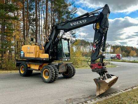 Mobilní bagry 2011 Volvo EW 140 C Mobilbagger (6)