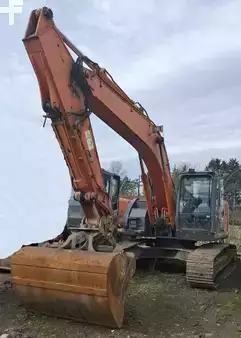 Pelles sur chenilles 2006 Hitachi ZX225 USLC-3 (1)