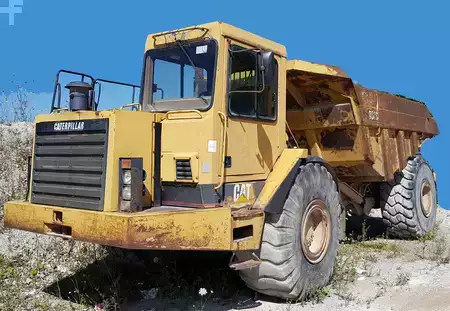 Articulated Dump Trucks 1998 Caterpillar D30 D (1)