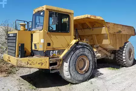 Articulated Dump Trucks 1998 Caterpillar D30 D (1)