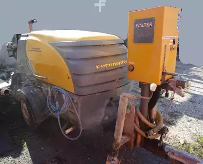 Spuitbeton pompen 2015 Putzmeister P715 D (1)
