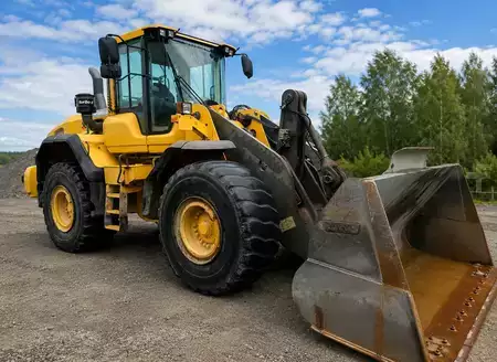 Kerekes rakodó 2013 Volvo L110G (1)