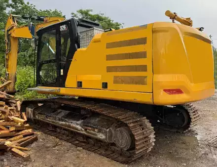 Korečková rýpadla 2021 Caterpillar 326E (1)
