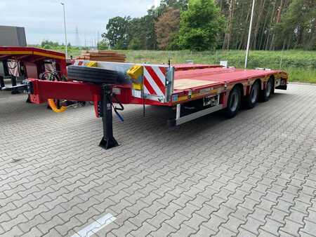 Ostatní 2025 MAX Trailer przyczepa 3 osiowa tridem najazdy hydrauliczne (7)