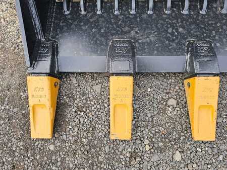 Vedlegg 2025 OilQuick OQ 70/55 łyżka przesiewająca | screening bucket (11)