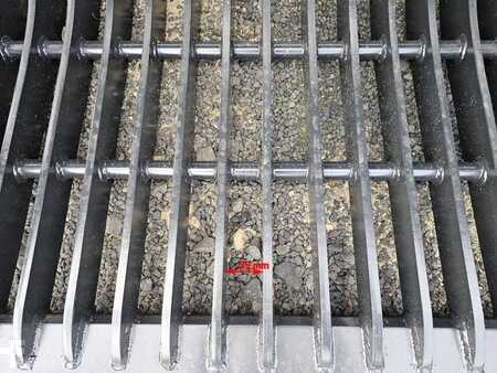 Vedlegg 2025 OilQuick OQ 70/55 łyżka przesiewająca | screening bucket (13)