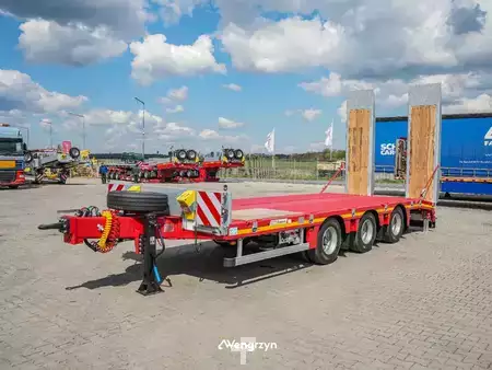 Ostatní 2026 MAX Trailer Tridem | 3 axle | Hydrauliczne najazdy (1)