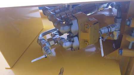 Přídavná zařízení 2021 Windhoff Nowy Mulczer - kosiarka bijakowa (10)