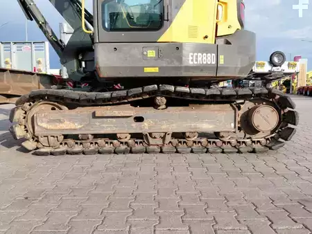 Rupsgraafmachines 2017 Volvo ECR 88 D (19)