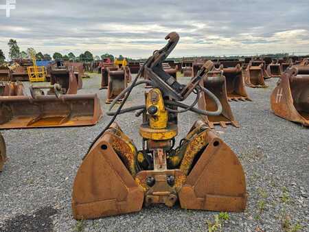 Implementos 0 SMP ATLAS T 620 chwytak kolejowy | rail grab (2)