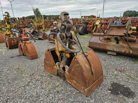 Implementos 0 SMP ATLAS T 620 chwytak kolejowy | rail grab (6)