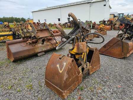 Implementos 0 SMP ATLAS T 620 chwytak kolejowy | rail grab (8)