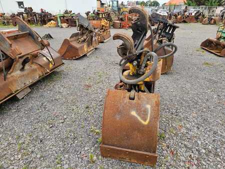 Implementos 0 SMP ATLAS T 620 chwytak kolejowy | rail grab (9)