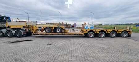 Faymonville 2+4 Tiefbett + Mercedes Actros 4155