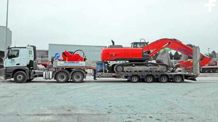 Muut 2025 MAX Trailer 4 osiowa naczepa niskopodwoziowa semi, najazdy hyd (2)